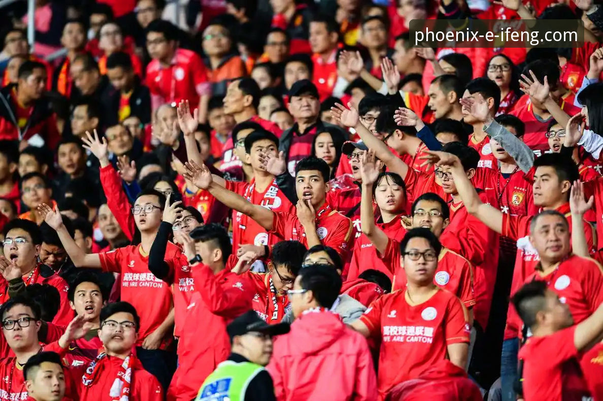 从“金元足球”到法庭审判：通过凤凰体育APP深度解析恒大足球兴衰史